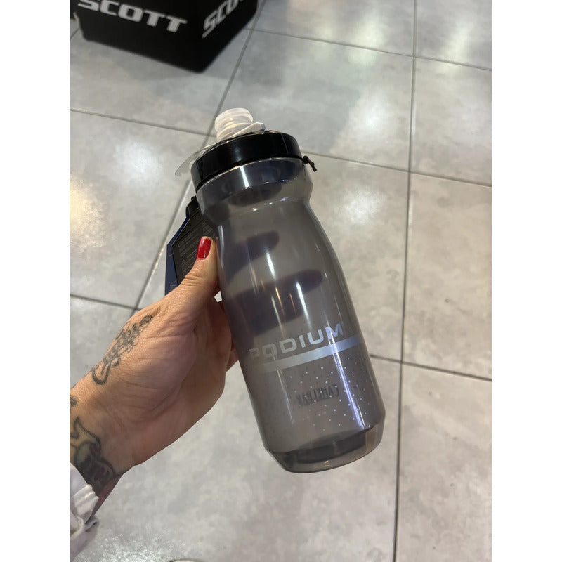 Caramañola Botella Camelbak 600ml Antiderrame Smoke
